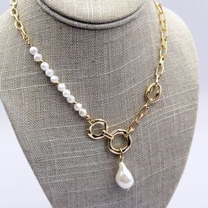 Mixed Gold-Tone Chain & Baroque Imitation Pearl Pendant Necklace